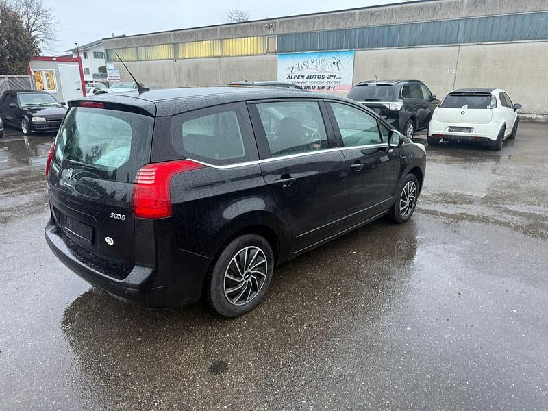 Gebraucht Peugeot 5008 Sport 156 PS (114 kW) 2011