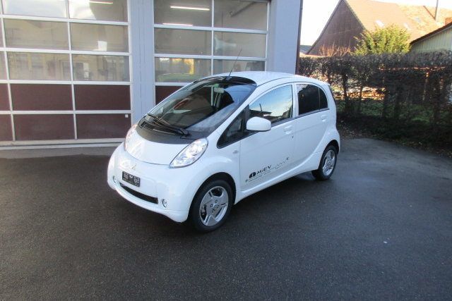 Gebraucht Mitsubishi i-MiEV 49 kW (67 PS) 2017 Weiss Kleinwagen