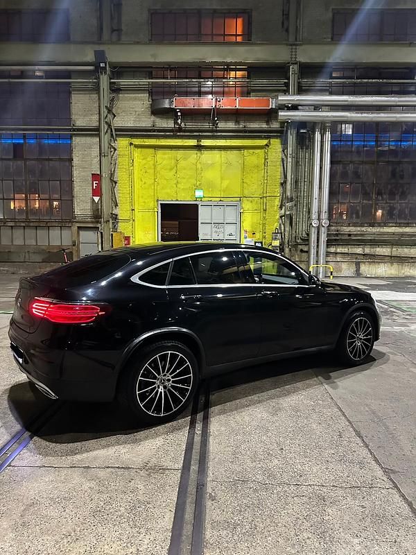 Gebraucht Mercedes GLC350 AMG line 258 PS (189 kW) 2017 Coupé