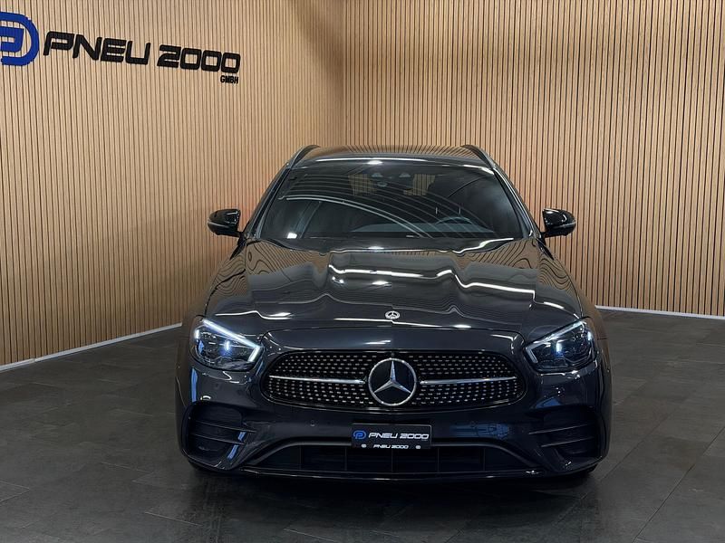 Gebraucht Mercedes E300 AMG line 265 PS (194 kW) 2022 Kombi