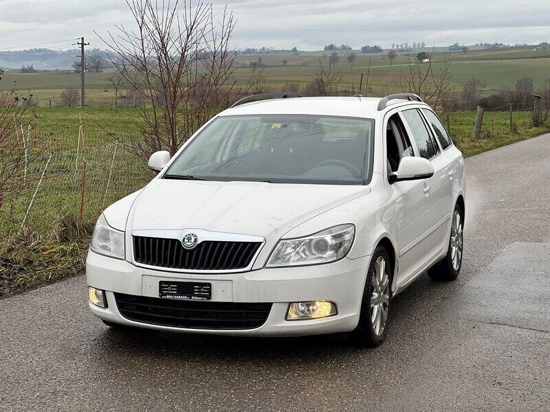 Gebraucht 2011 Skoda Octavia Elegance Kombi | CHF 2’500 - Bild 1/4