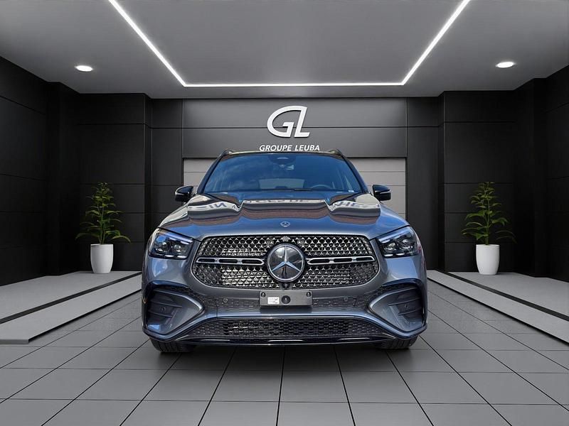 Gebraucht Mercedes GLE300 269 PS (197 kW) 2025 Grau SUV