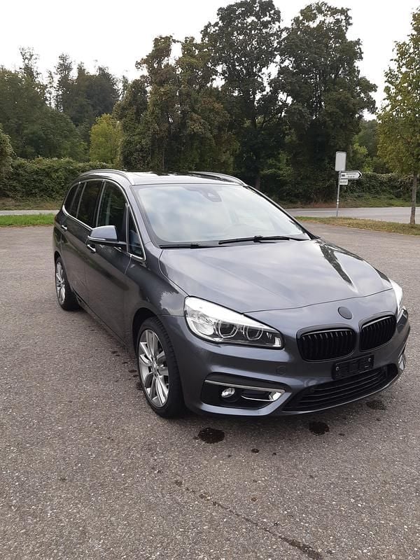 Gebraucht 2018 BMW 220 Gran Tourer Sport Line Van / Kleinbus | CHF 21’800 - Bild 1/4