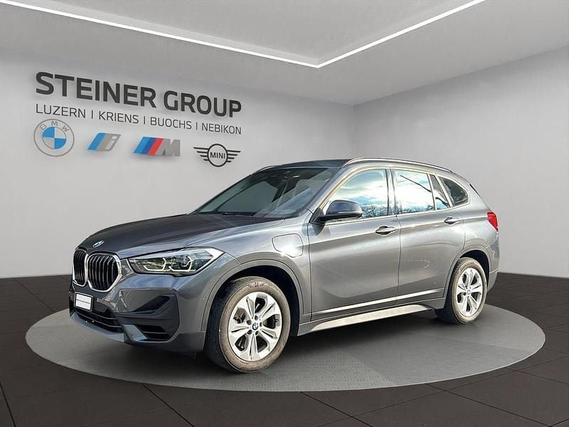 Grau Gebraucht 2021 BMW X1 Performance SUV | CHF 25’900 (Fairer Preis) - Bild 1/4