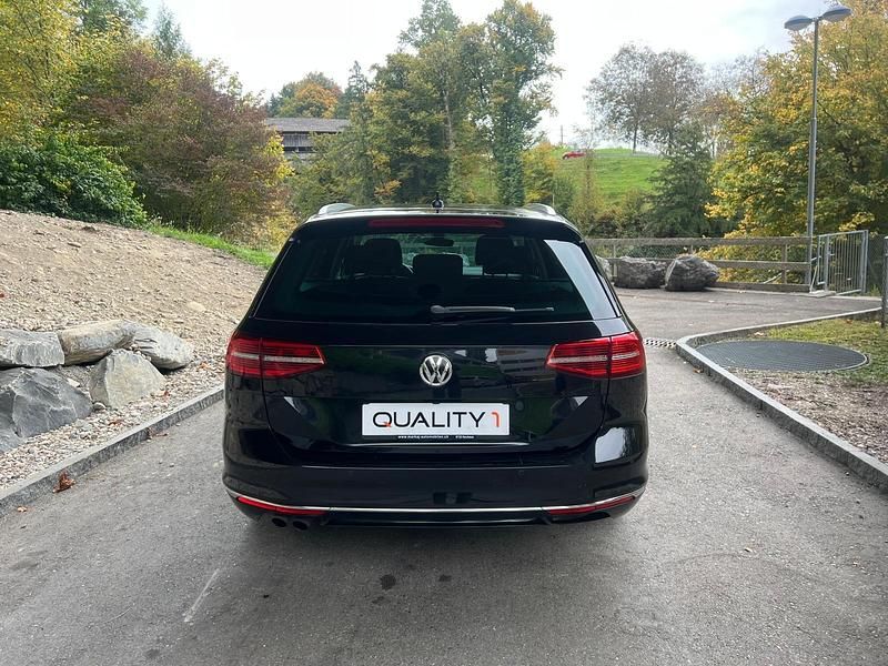 Gebraucht VW Passat Comfortline 190 PS (139 kW) 2018