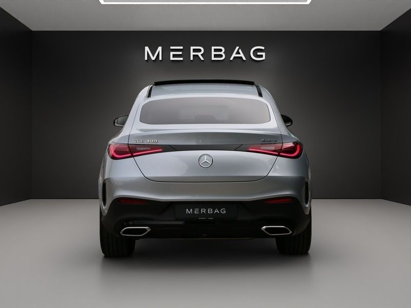 Gebraucht Mercedes GLC300e 258 PS (189 kW) 2024 Coupé