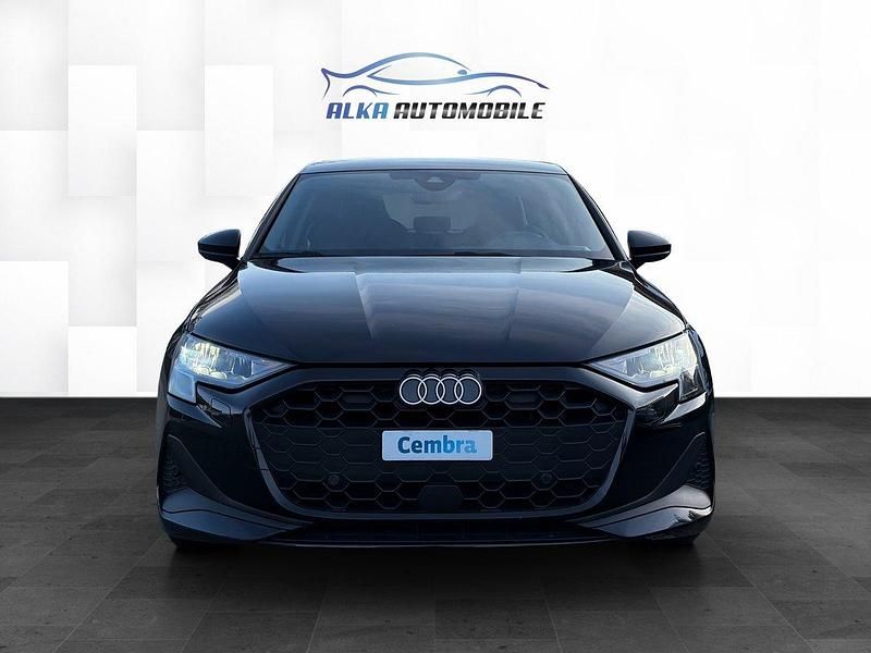 Gebraucht Audi A3 Ambiente 150 PS (110 kW) 2024 Limousine