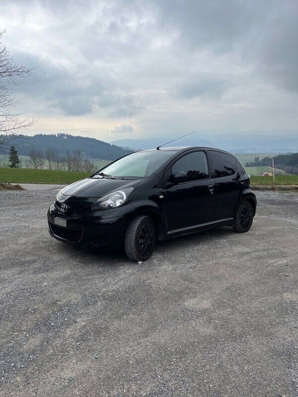 Gebraucht 2009 Toyota Aygo Luna Kleinwagen | CHF 3’999 (Teuer) - Bild 1/4