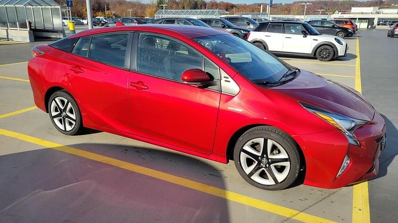 Gebraucht 2016 Toyota Prius Premium | CHF 15’000 (Fairer Preis) - Bild 1/4