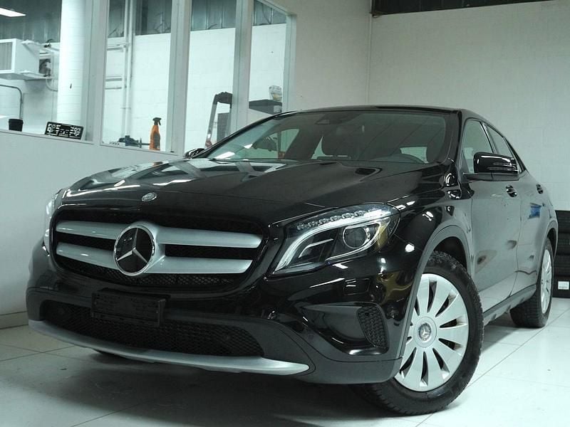 Gebraucht 2016 Mercedes GLA200 Edition SUV | CHF 15’850 - Bild 1/4