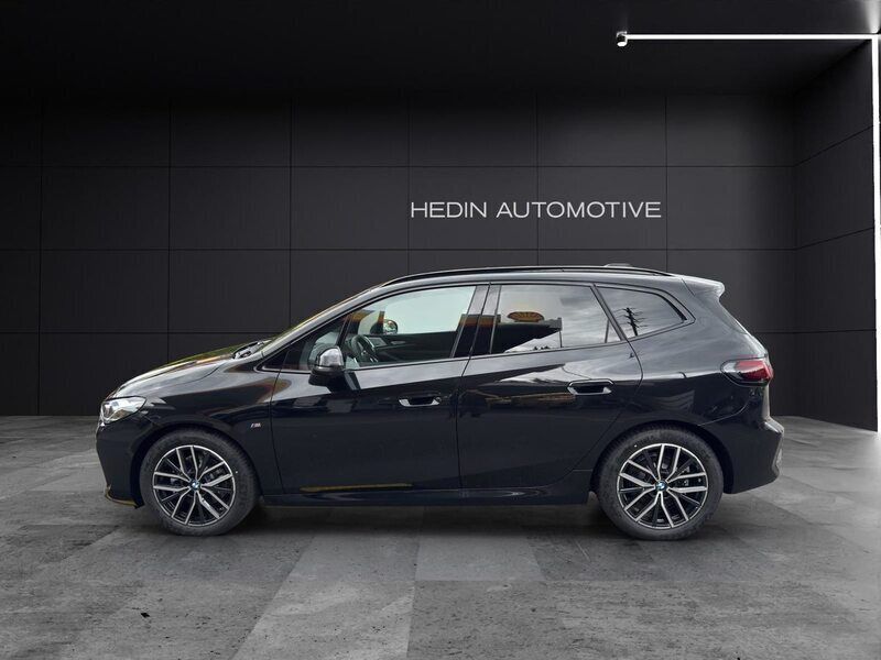 Neu BMW 220 Active Tourer Comfort Edition 170 PS (125 kW) 2025 Schwarz Van / Kleinbus
