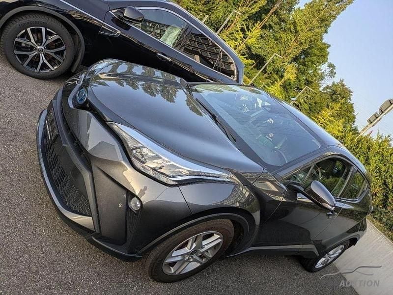 Gebraucht 2023 Toyota C-HR Comfort SUV | CHF 17’000 (Etwas zu teuer) - Bild 1/4