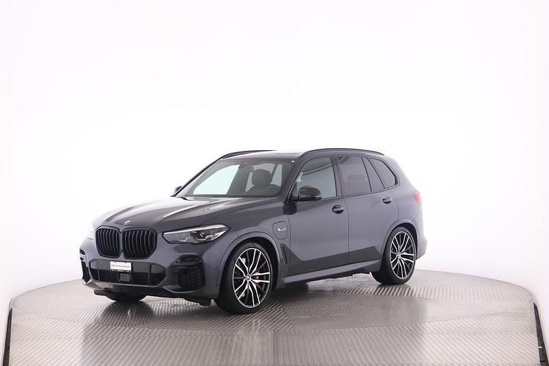 Anthrazit Gebraucht 2021 BMW X5 Shadowline SUV | CHF 58’900 (Etwas zu teuer) - Bild 1/4