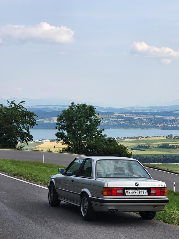 Gebraucht BMW 320 Executive 129 PS (94 kW) 1991