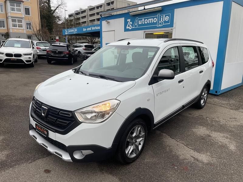 Gebraucht 2018 Dacia Lodgy Stepway Van / Kleinbus | CHF 9’700 (Fairer Preis) - Bild 1/4