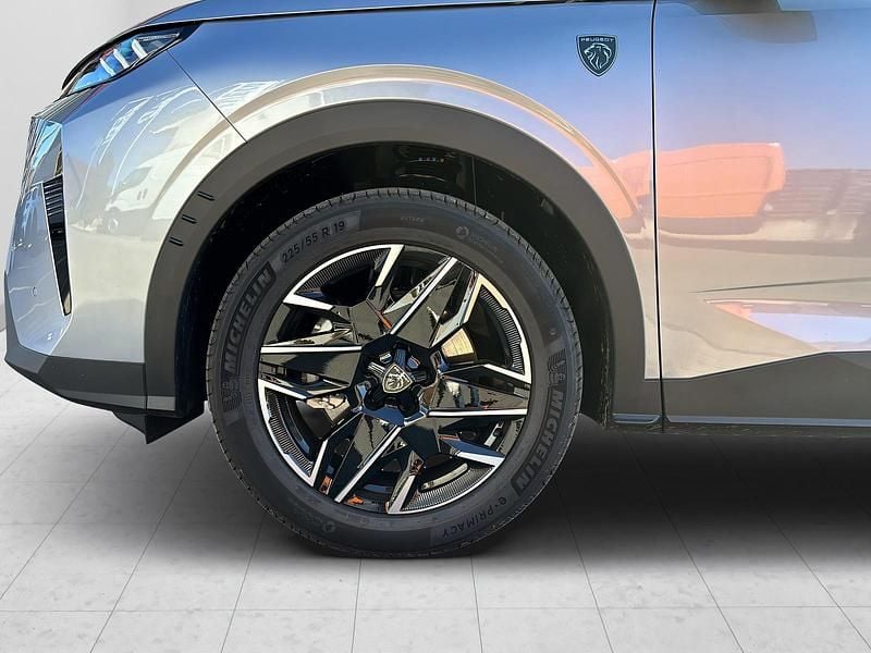 Neu Peugeot 5008 GT 145 PS (106 kW) 2025 SUV