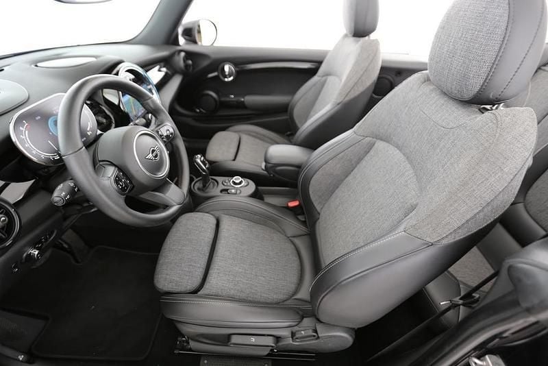 Gebraucht Mini Cooper Cabriolet 136 PS (100 kW) 2021 Blau Cabrio