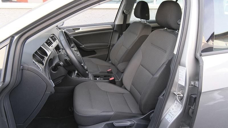 Gebraucht VW Golf VII Comfortline 150 PS (110 kW) 2016 Limousine