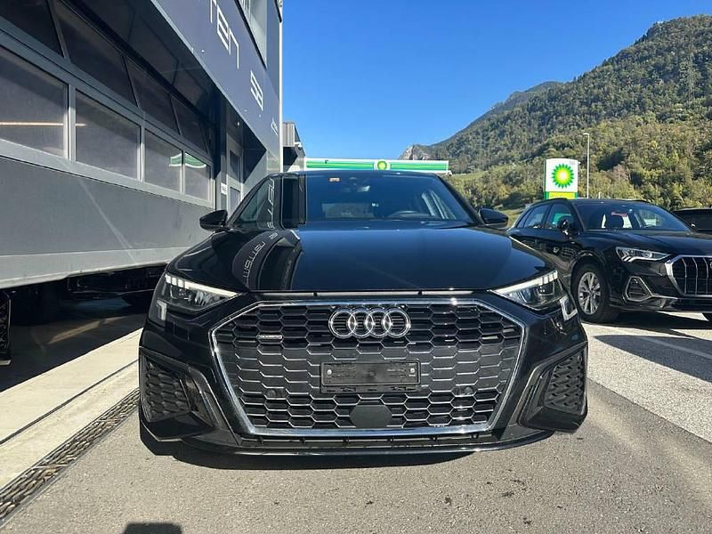 Gebraucht Audi A3 S-Line 190 PS (139 kW) 2022 Limousine