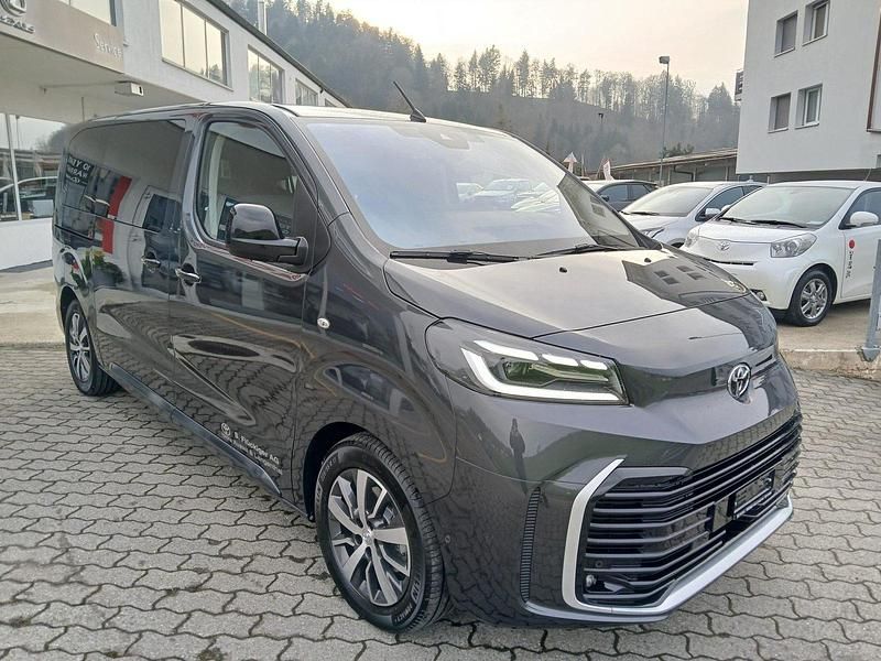 Neu Toyota Proace Verso Trend 100 kW (136 PS) 2025 Kombi