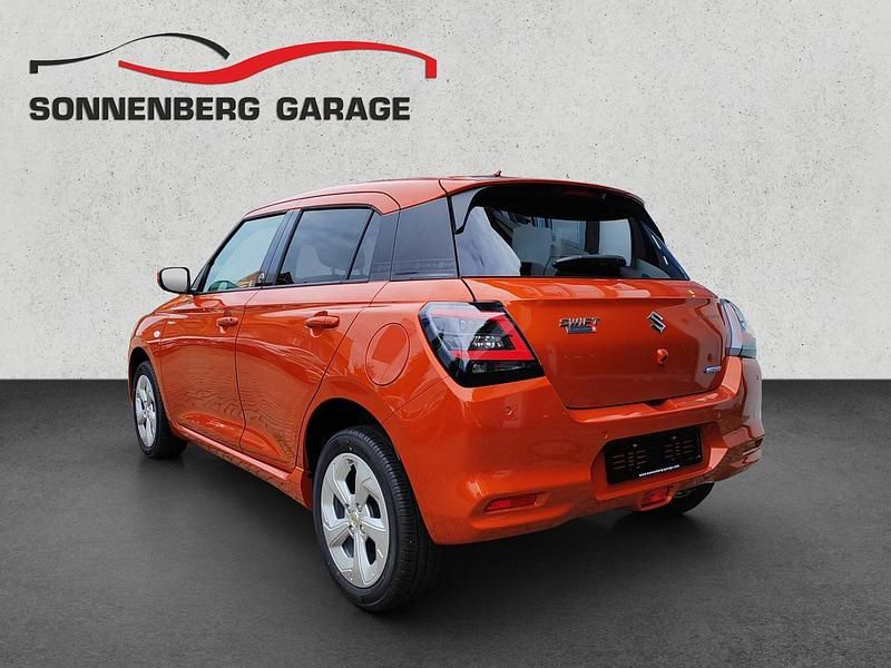 Neu Suzuki Swift 82 PS (60 kW) 2025 Orange Kleinwagen