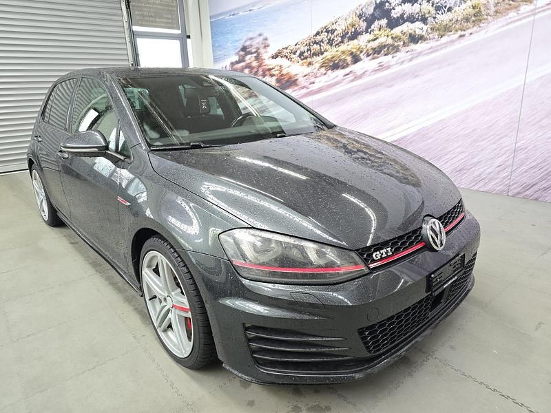 Gebraucht VW Golf VII GTI 230 PS (169 kW) 2014