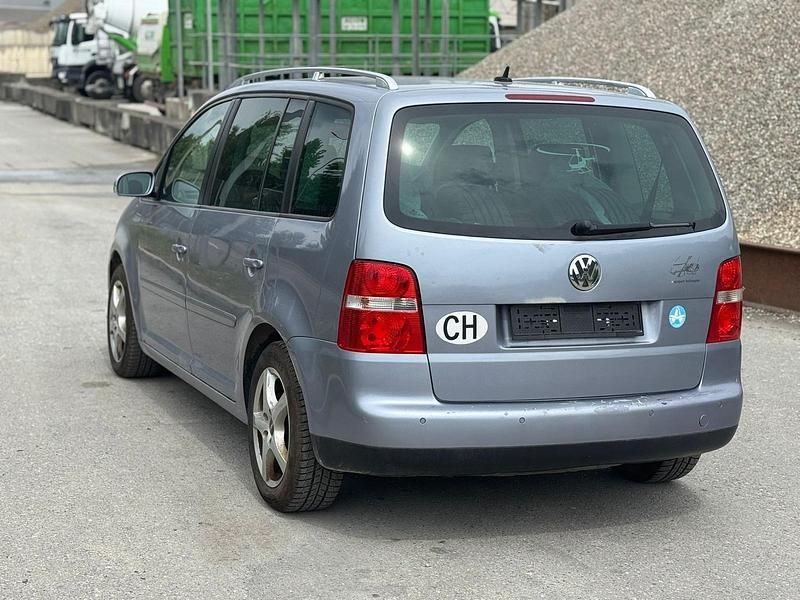 Gebraucht VW Touran Highline 140 PS (102 kW) 2005 Van / Kleinbus