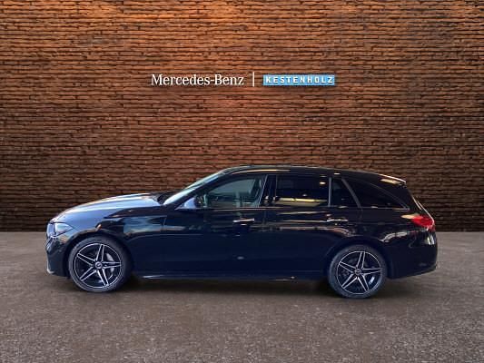 Gebraucht Mercedes C220 197 PS (144 kW) 2024 Schwarz Kombi