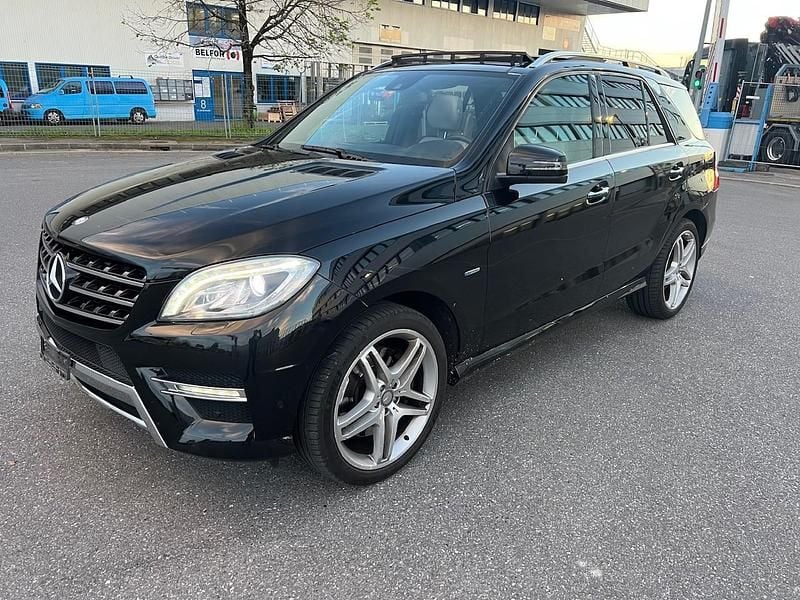 Gebraucht Mercedes ML350 Edition 306 PS (225 kW) 2012 SUV
