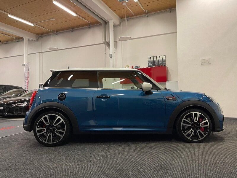 Gebraucht Mini John Cooper Works 231 PS (169 kW) 2023 Blau Kleinwagen