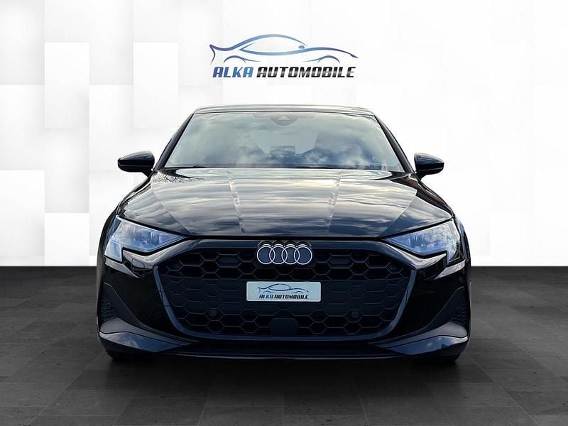 Gebraucht Audi A3 Ambiente 150 PS (110 kW) 2024 Limousine