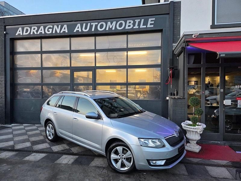 Gebraucht Skoda Octavia Ambition 105 PS (77 kW) 2014 Kombi