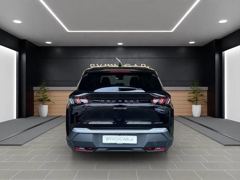 Neu Peugeot 5008 Allure Premium 136 PS (100 kW) 2025 Van / Kleinbus