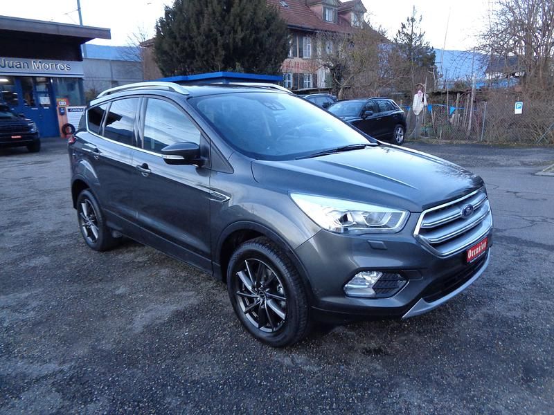 Gebraucht Ford Kuga Titanium 150 PS (110 kW) 2018 SUV