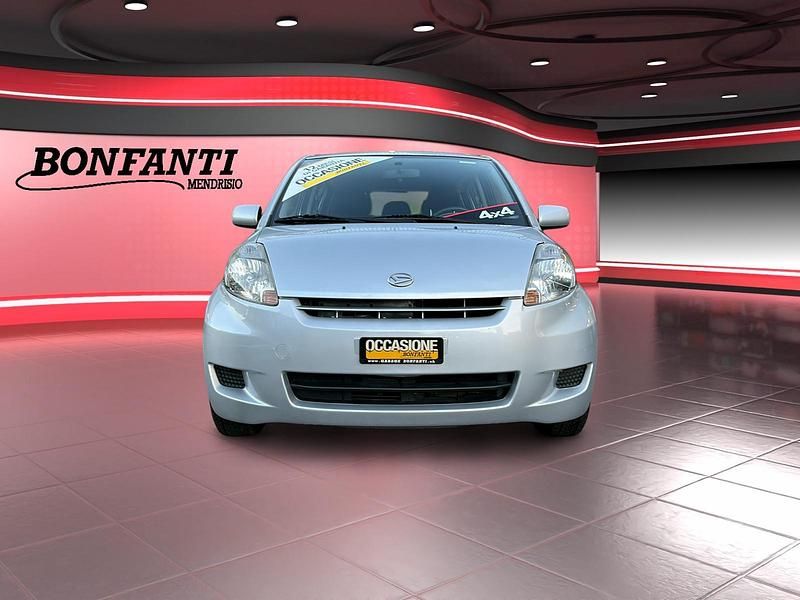 Gebraucht Daihatsu Sirion 91 PS (66 kW) 2008 Silber Kleinwagen