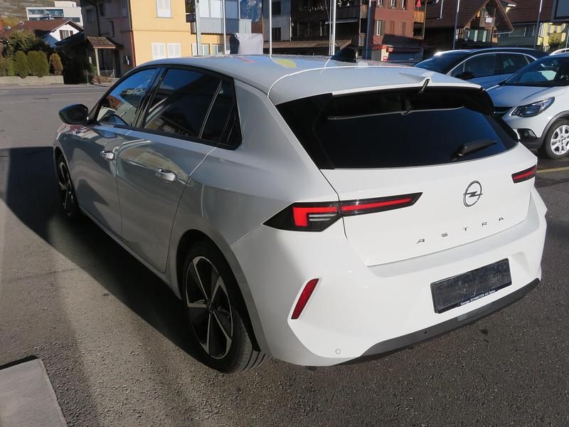Gebraucht Opel Astra Edition 130 PS (95 kW) 2025 Weiss Limousine
