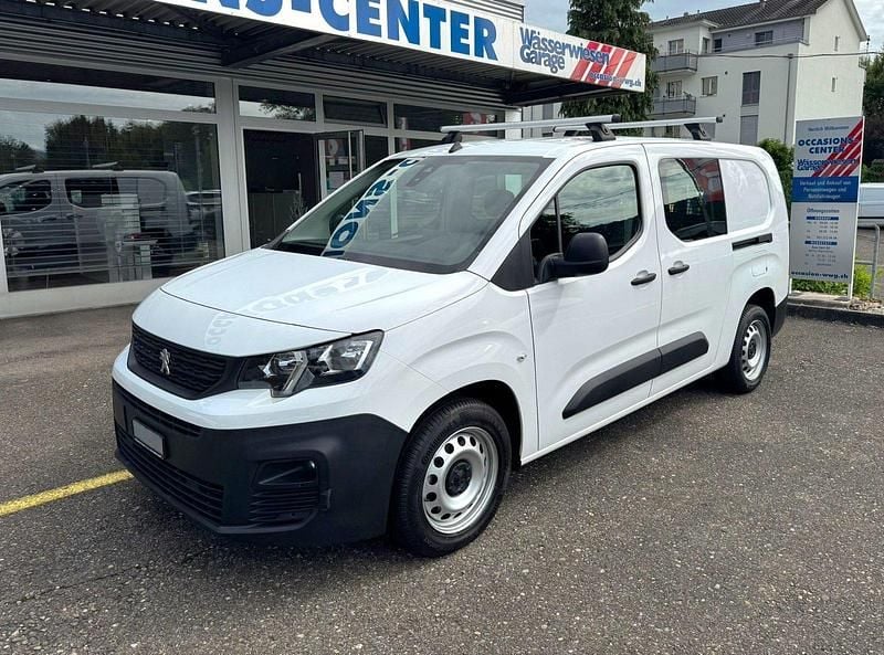 Gebraucht Peugeot Partner S 130 PS (95 kW) 2021 Van / Kleinbus