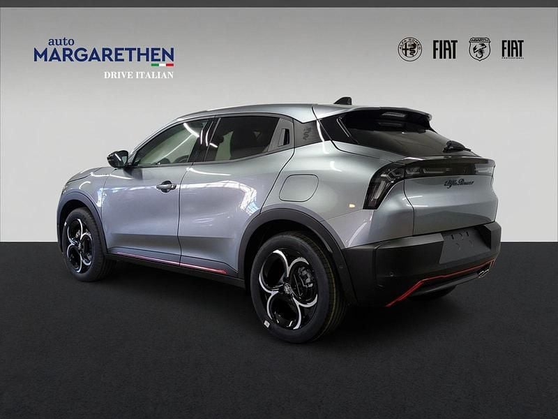 Neu Alfa Romeo Junior Edizione Speciale 145 PS (106 kW) 2025 SUV