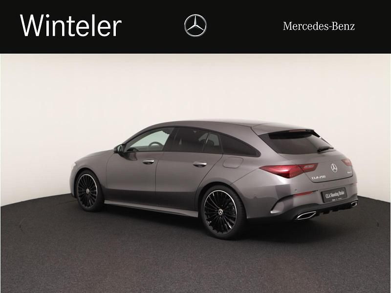 Gebraucht Mercedes CLA250 223 PS (164 kW) 2025 Grau Limousine
