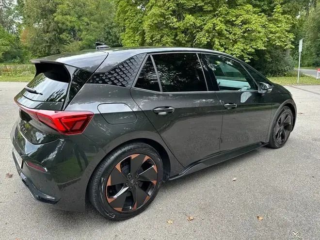 Gebraucht 2023 Cupra Born Kleinwagen | CHF 35’000 - Bild 1/4