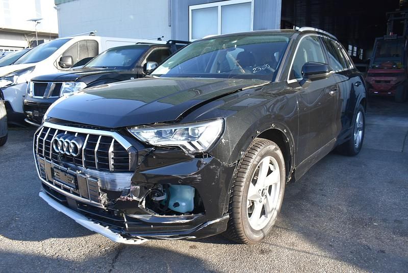 Gebraucht Audi Q3 Sportback Attraction 150 PS (110 kW) 2023 SUV