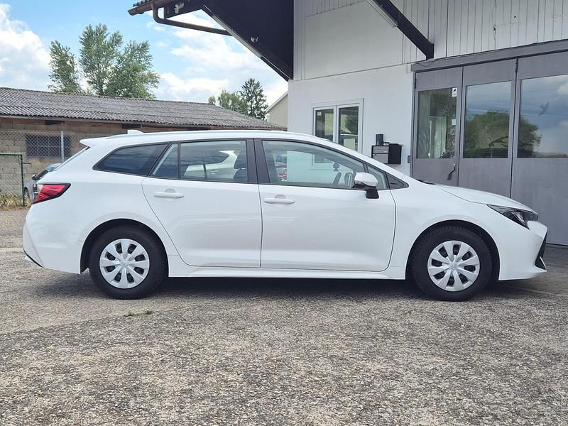 Gebraucht Toyota Corolla Comfort 122 PS (89 kW) 2022 Kombi