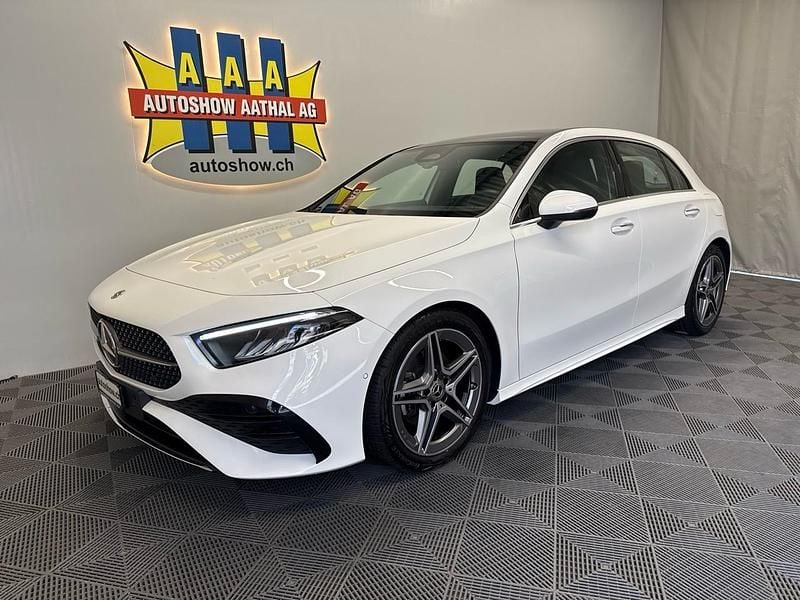 Gebraucht Mercedes A200 AMG 163 PS (119 kW) 2024