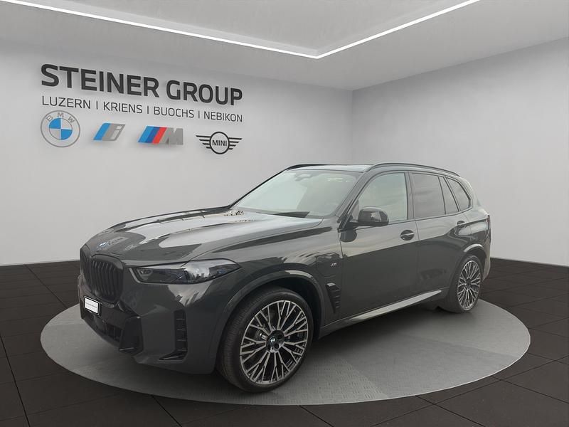 Grau Neu 2025 BMW X5 M Sport SUV | CHF 120’900 (Fairer Preis) - Bild 1/4