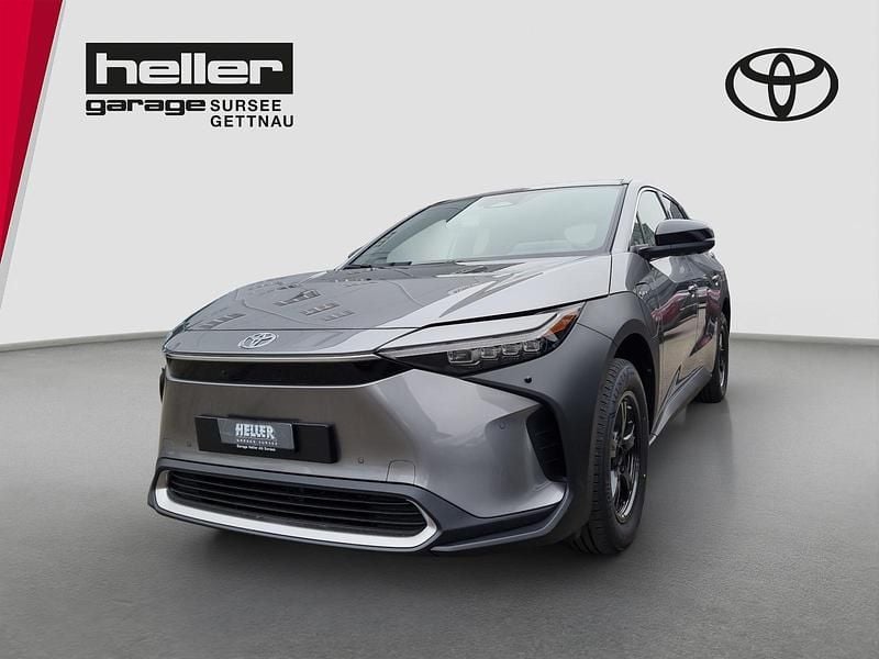 Grau Gebraucht 2024 Toyota bZ4X Premium SUV | CHF 42’500 (Superpreis) - Bild 1/4