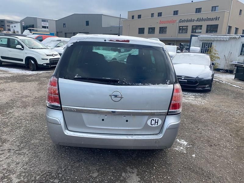 Gebraucht Opel Zafira Enjoy 150 PS (110 kW) 2007 Van / Kleinbus