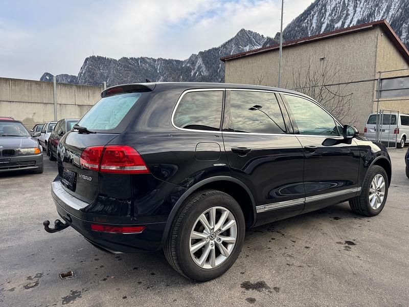 Gebraucht VW Touareg 333 PS (244 kW) 2011 SUV