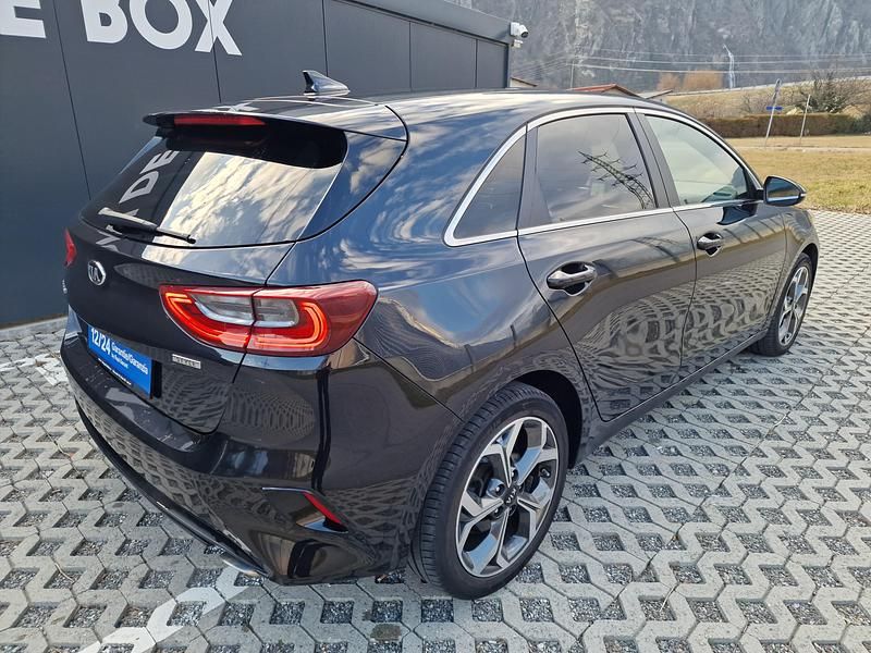 Gebraucht Kia Ceed Style 140 PS (102 kW) 2019 Kleinwagen