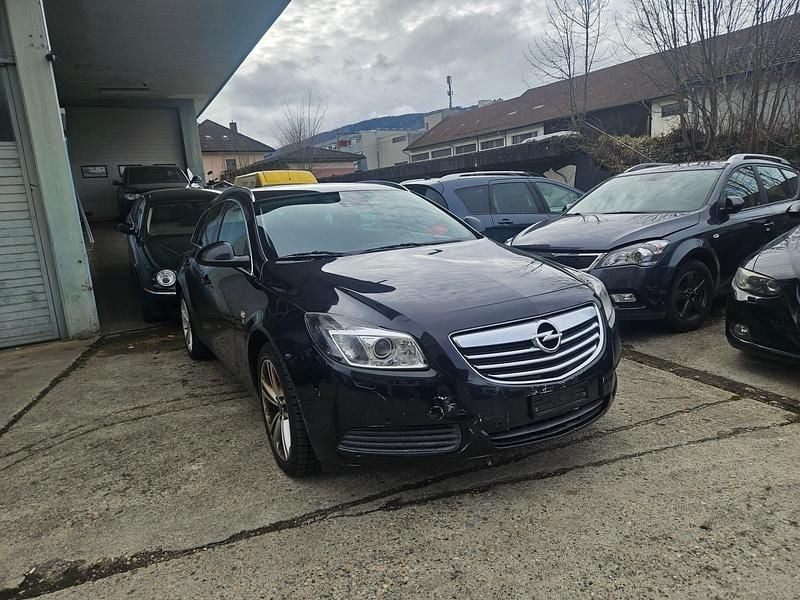 Gebraucht Opel Insignia Edition 160 PS (117 kW) 2013 Kombi