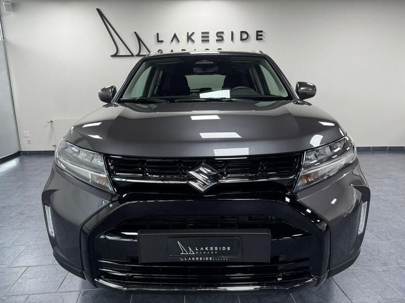Neu Suzuki Vitara 129 PS (94 kW) 2025 Grau SUV